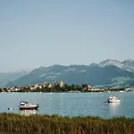 Zentrale Altstadtwohnung In Am Zuerichsee
