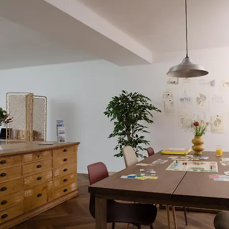 Zentrale Altstadtwohnung In Am Zuerichsee *