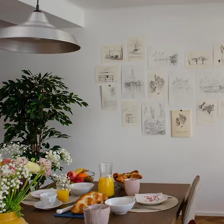 Zentrale Altstadtwohnung In Am Zuerichsee *