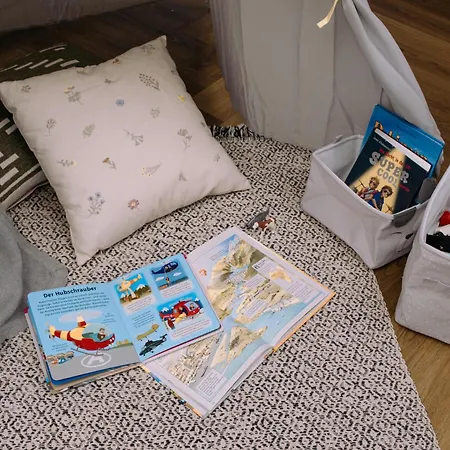 Zentrale Altstadtwohnung In Rapperswil Am Zuerichsee Daire