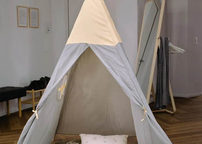 Zentrale Altstadtwohnung In Am Zuerichsee Apartment